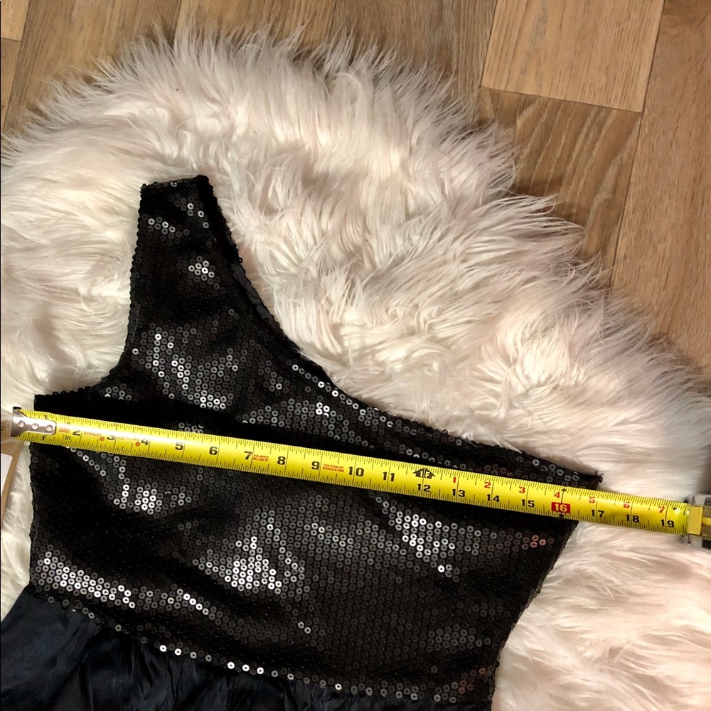 🆕 Little black dress!!! 👠👗💄 - Picture 5 of 7
